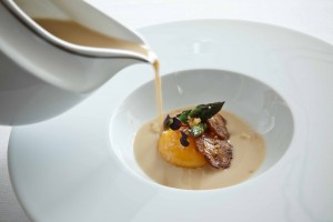 Exquisita sopa de Boletus por Francis Paniego